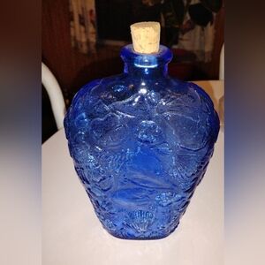 Vtg Libbey Cobalt Blue Embossed Glass Bottle with Cork Canada Seashell Nautical